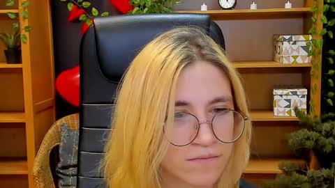 Katrin online show from February 24, 4:27 am