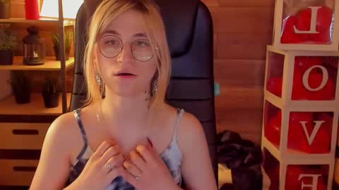 Katrin online show from March 9, 5:22 am