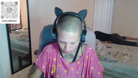 Snapshot of moon_cat85 chatting on March 6, 3:35 pm Luna online show from March 6, 3:35 pm