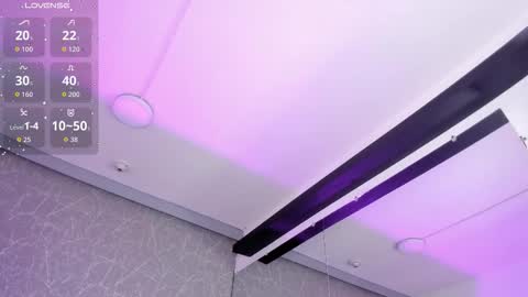 Snapshot of moon_lightt9 chatting on October 12, 2:16 pm Sarah online show from October 12, 2:16 pm