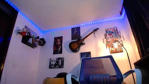 Snapshot of moon_ligth18 chatting on January 16, 2:51 am Luna online show from January 16, 2:51 am