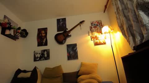 Snapshot of moon_ligth18 chatting on February 24, 11:19 pm Luna online show from February 24, 11:19 pm