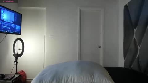 Luna  online show from October 6, 6:38 pm