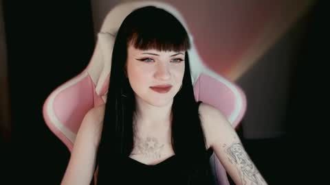  sophie  online show from June 8, 8:31 pm