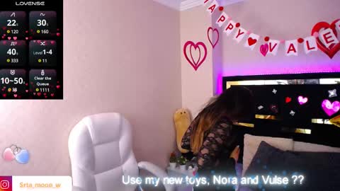 Snapshot of moon_water__ chatting on February 27, 11:10 am Moon Water online show from February 27, 11:10 am