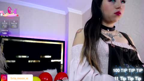 Snapshot of moon_water__ chatting on September 17, 11:23 am Moon Water online show from September 17, 11:23 am