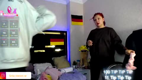 Snapshot of moon_water__ chatting on October 4, 9:40 am Moon Water online show from October 4, 9:40 am