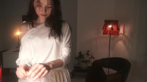 Ann  online show from February 12, 4:46 pm