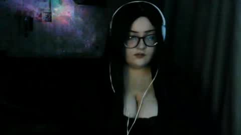 moonfairy2 online show from April 29, 6:25 pm