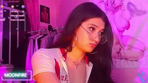 Nicky  online show from October 2, 6:31 am