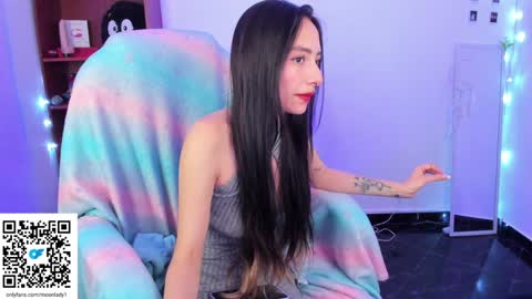 MOON  online show from January 19, 2:47 am
