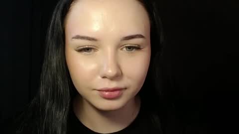 moonlightpoison online show from May 11, 4:40 am