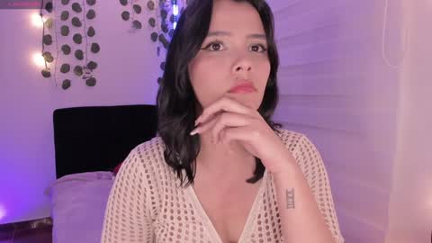 moonliight__ online show from December 22, 5:01 am