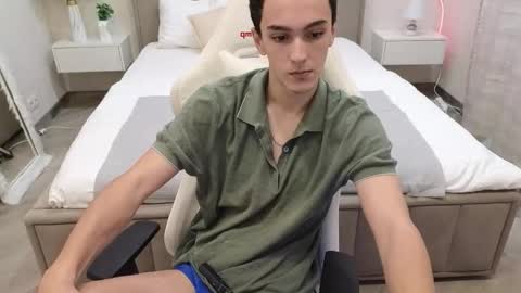 Stan online show from November 26, 8:04 am