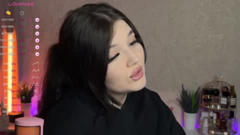 Snapshot of moonrenata chatting on February 27, 11:04 pm Ri online show from February 27, 11:04 pm