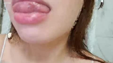 Snapshot of moonrose69 chatting on September 18, 3:14 pm moonrose69 online show from September 18, 3:14 pm