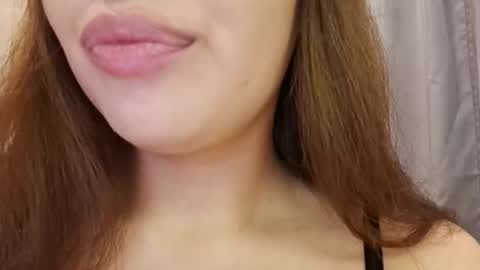 Snapshot of moonrose69 chatting on October 19, 12:50 pm moonrose69 online show from October 19, 12:50 pm