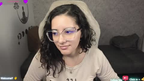 Moon Woman online show from February 1, 2:37 am