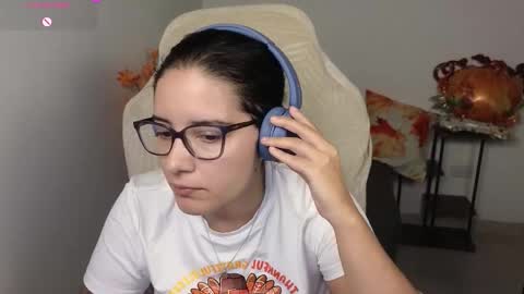 Moon Woman online show from November 30, 6:50 am