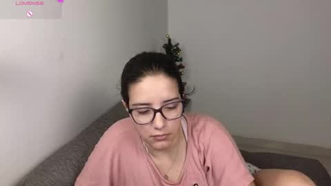 Moon Woman online show from December 23, 2:09 am