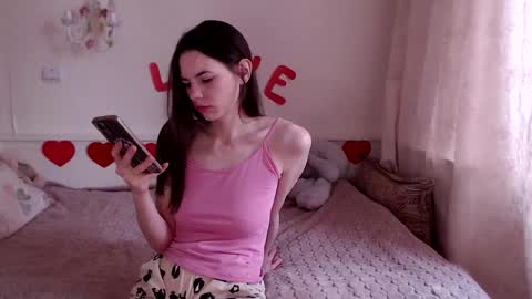 Snapshot of moore_alice chatting on April 14, 2:56 pm moore_alice online show from April 14, 2:56 pm