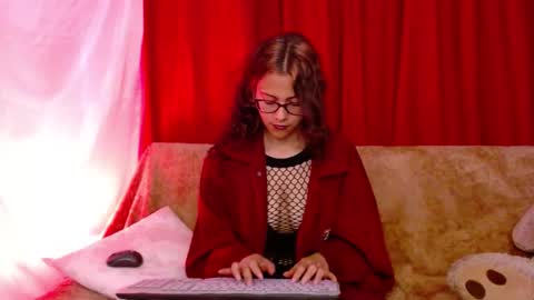 Mora Haze 3 online show from October 31, 11:06 pm