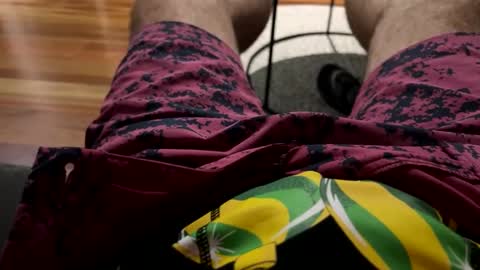 Me online show from December 18, 12:00 pm