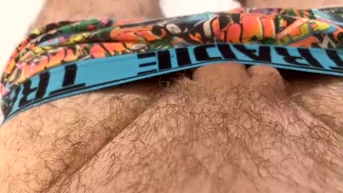 Snapshot of moreletii chatting on April 13, 1:49 pm Me online show from April 13, 1:49 pm