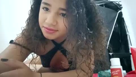 Snapshot of morena602632 chatting on November 3, 4:47 am Nyxlust online show from November 3, 4:47 am