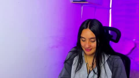 morena_rodriguez_9 online show from January 6, 4:21 pm