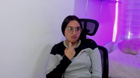 morena_rodriguez_9 online show from January 17, 7:28 pm