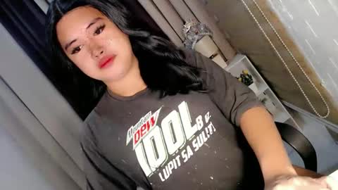 Snapshot of morenaaries12 chatting on November 21, 3:33 pm MIA online show from November 21, 3:33 pm