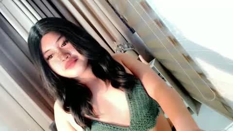 Snapshot of morenaaries12 chatting on December 16, 3:50 pm MIA online show from December 16, 3:50 pm