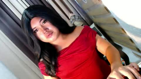 Snapshot of morenaaries12 chatting on January 14, 5:57 am MIA online show from January 14, 5:57 am