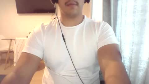 Jos Luis online show from October 26, 12:33 pm