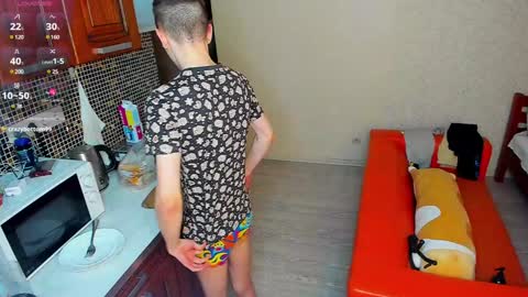 Snapshot of morflot241 chatting on December 8, 7:54 pm Evgeny Twink online show from December 8, 7:54 pm
