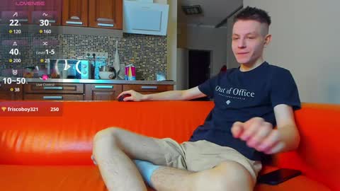 Snapshot of morflot241 chatting on December 11, 9:55 pm Evgeny Twink online show from December 11, 9:55 pm