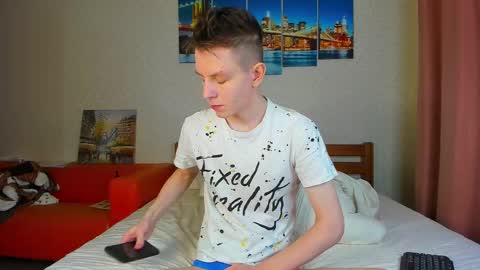 Snapshot of morflot241 chatting on February 10, 9:47 pm Evgeny Twink online show from February 10, 9:47 pm