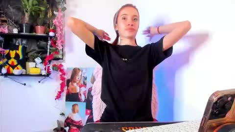 Snapshot of morgaan_19 chatting on September 10, 5:46 pm Megaan Castillo online show from September 10, 5:46 pm
