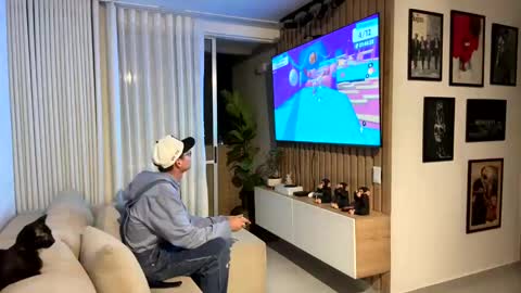   online show from October 21, 2:01 am