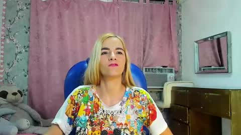 Snapshot of morgana_grace23_aws chatting on December 26, 3:59 am Morgana  online show from December 26, 3:59 am