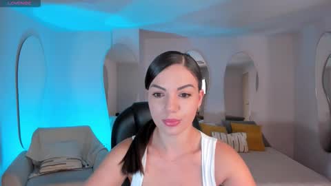 Morgan Hicks online show from February 19, 7:10 pm