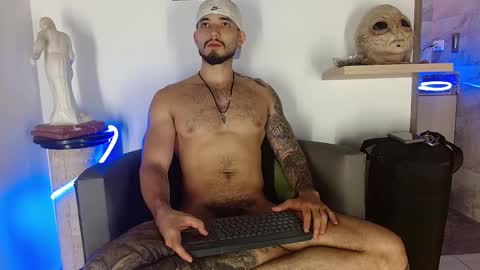 Snapshot of morgann_jones chatting on September 22, 5:37 pm morgan online show from September 22, 5:37 pm