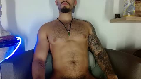 Snapshot of morgann_jones chatting on October 22, 5:52 am morgan online show from October 22, 5:52 am