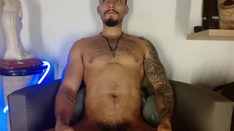 Snapshot of morgann_jones chatting on October 22, 11:26 pm morgan online show from October 22, 11:26 pm