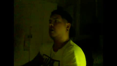Snapshot of morocho777 chatting on May 2, 8:52 am Bruno online show from May 2, 8:52 am