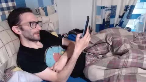 Snapshot of morris_slug_the_second chatting on October 31, 4:19 pm Adam online show from October 31, 4:19 pm