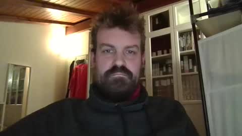 Snapshot of morritz chatting on December 4, 2:15 pm morritz online show from December 4, 2:15 pm