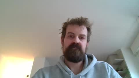 Snapshot of morritz chatting on December 3, 2:37 pm morritz online show from December 3, 2:37 pm