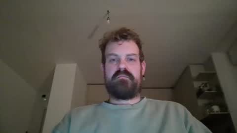 Snapshot of morritz chatting on January 18, 12:25 am morritz online show from January 18, 12:25 am